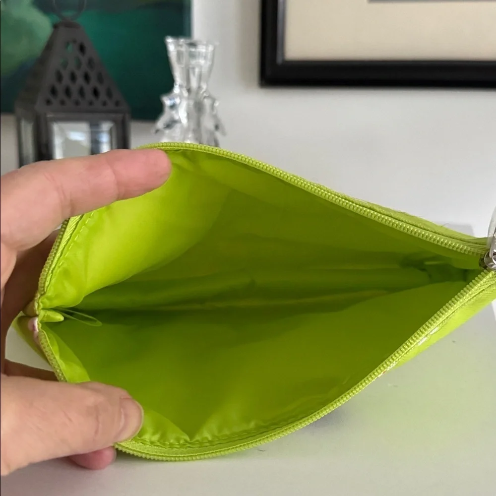 Marimekko for Clinique  Puketti Lime Green Travel Pouch Set (2)